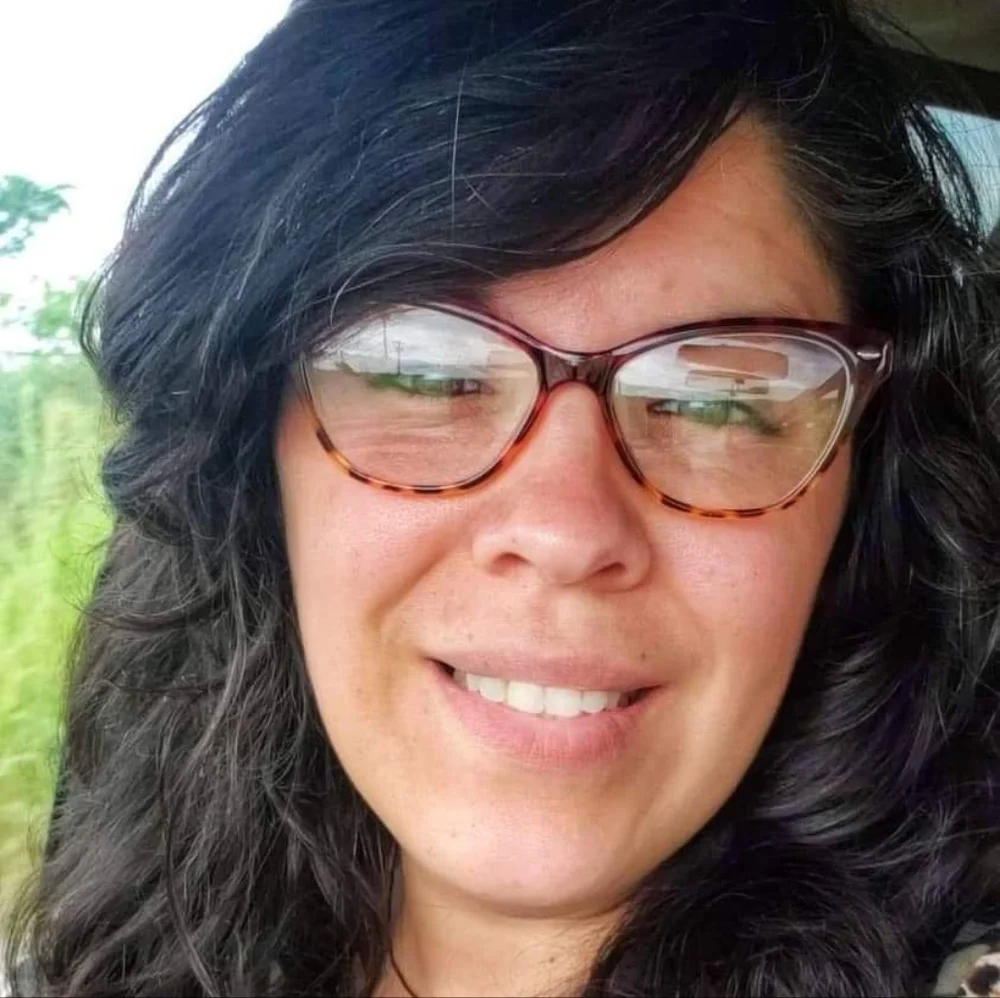 Shellie - Picture 7 of 7